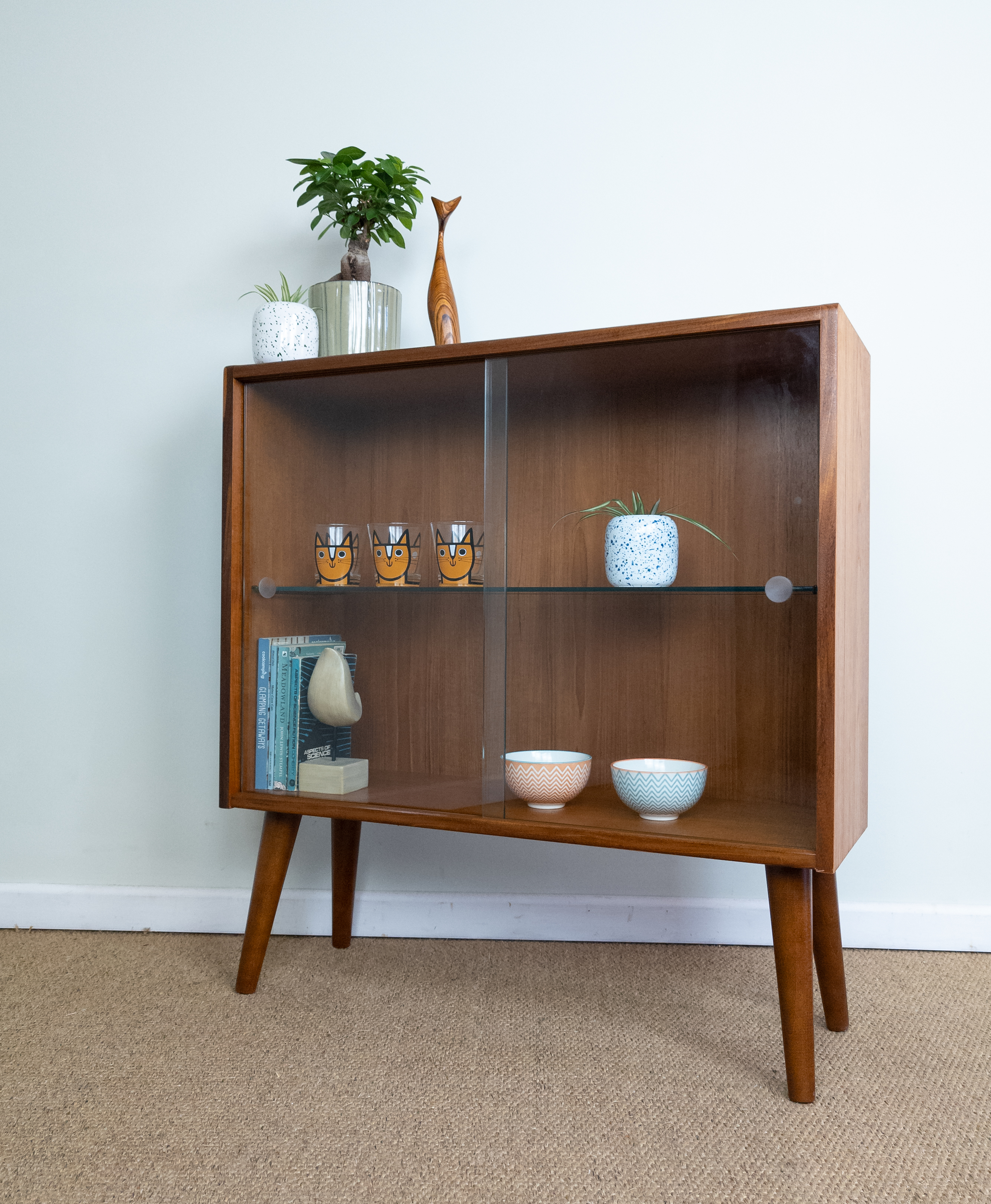 Vintage Teak Mid Century G-plan Small Glazed Display Drinks Cabinet / Bookcase